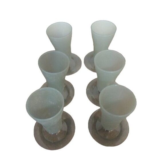 Tupperware 6 Tall Parfait Pudding Dessert cups gray  754 - Picture 1 of 2